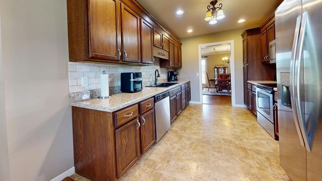 1444 Cherry Creek Rd, Sparta, TN 38583