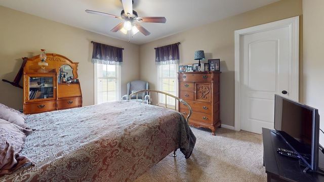 1444 Cherry Creek Rd, Sparta, TN 38583