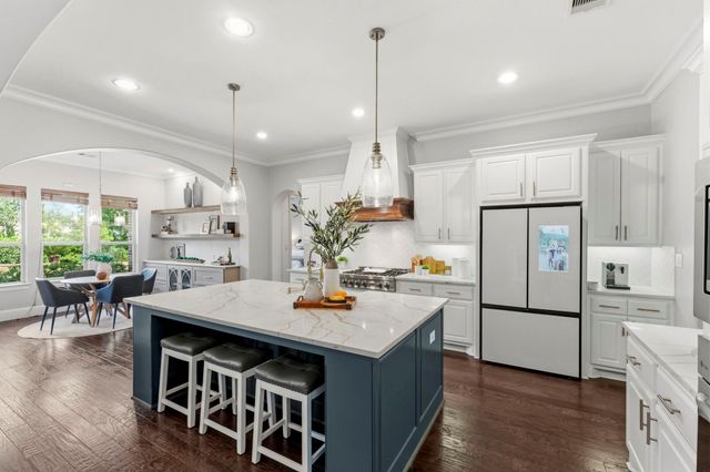 10 Spincaster Drive, Spring, TX 77389