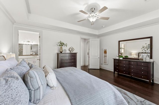 10 Spincaster Drive, Spring, TX 77389