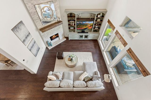 10 Spincaster Drive, Spring, TX 77389
