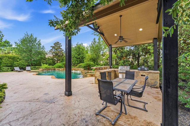 10 Spincaster Drive, Spring, TX 77389