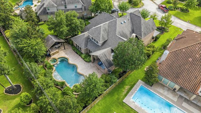10 Spincaster Drive, Spring, TX 77389