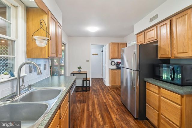 104 3RD AVE, Reisterstown, MD 21136