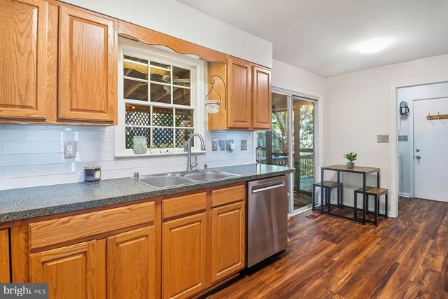 104 3RD AVE, Reisterstown, MD 21136