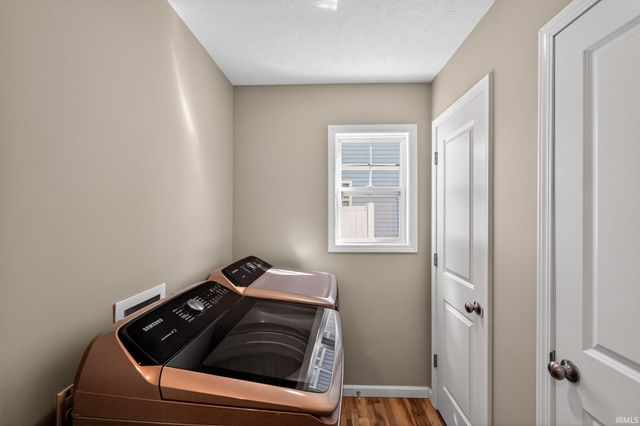 1544 E Edgar Avenue, Mishawaka, IN 46545