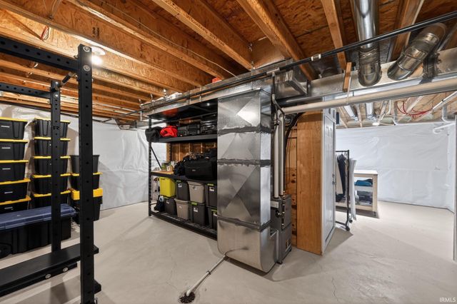 1544 E Edgar Avenue, Mishawaka, IN 46545