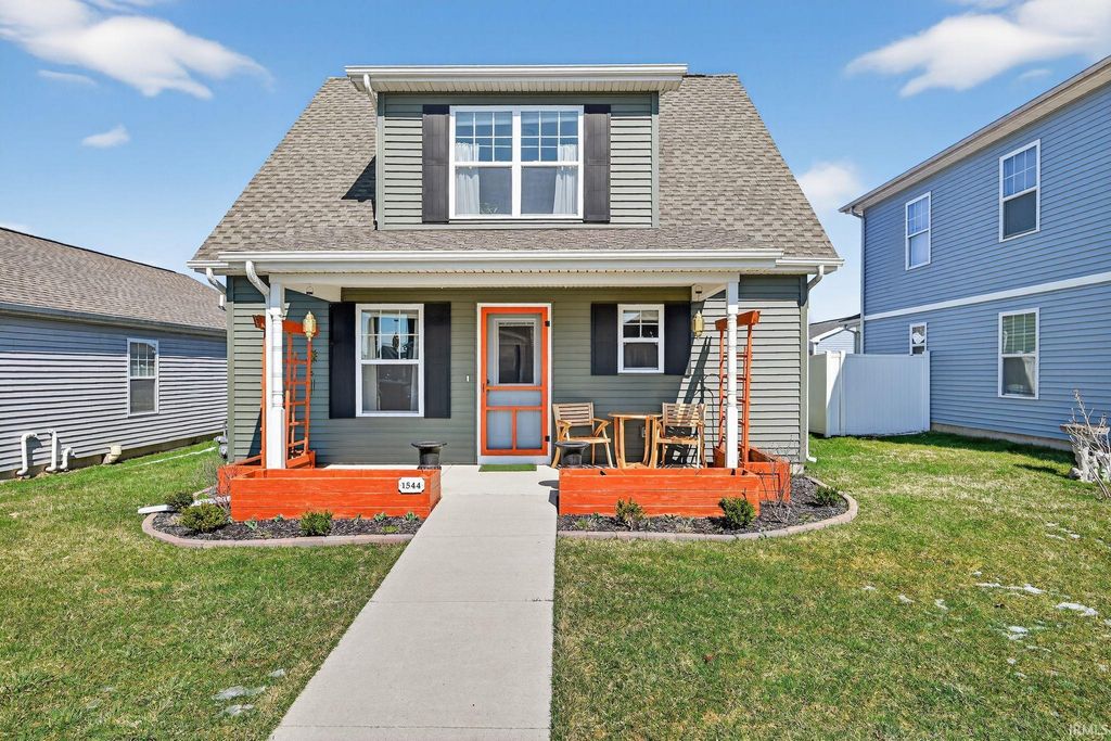 1544 E Edgar Avenue, Mishawaka, IN 46545