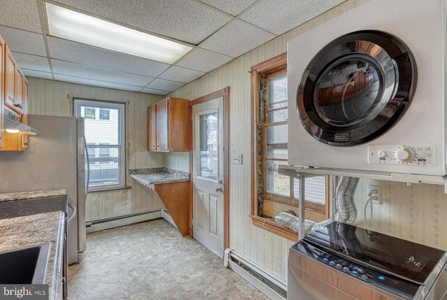 211 WASHINGTON ST, Hamburg, PA 19526