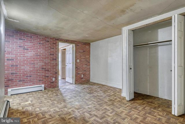 211 WASHINGTON ST, Hamburg, PA 19526