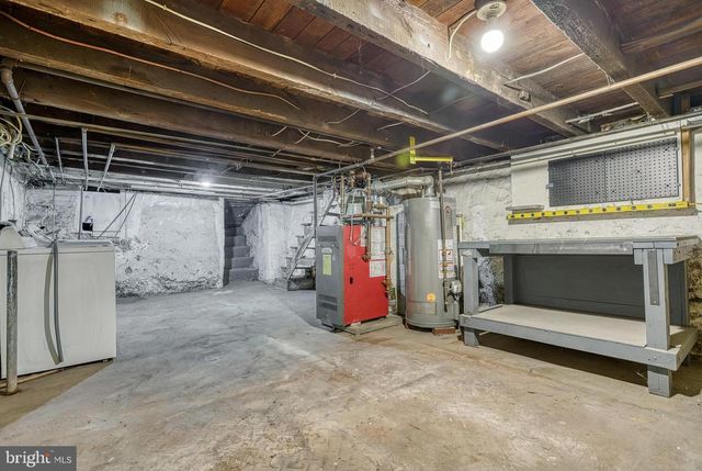 211 WASHINGTON ST, Hamburg, PA 19526