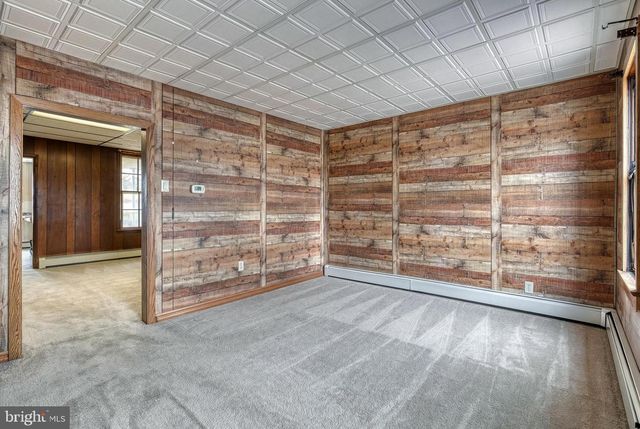 211 WASHINGTON ST, Hamburg, PA 19526