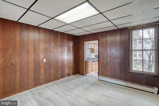 211 WASHINGTON ST, Hamburg, PA 19526