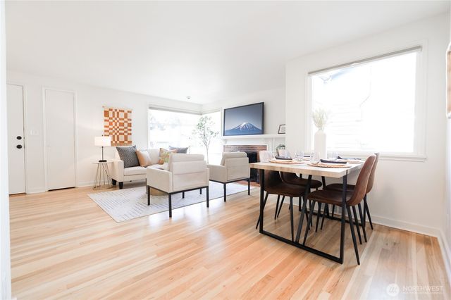 6012 40th Avenue NE, Seattle, WA 98115