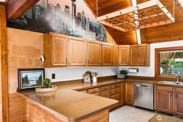 13251 Lake Shore Drive NW, Poulsbo, WA 98370