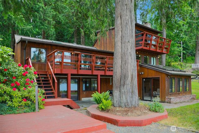 13251 Lake Shore Drive NW, Poulsbo, WA 98370