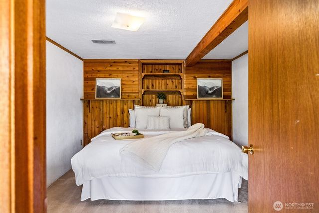 13251 Lake Shore Drive NW, Poulsbo, WA 98370