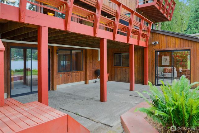 13251 Lake Shore Drive NW, Poulsbo, WA 98370