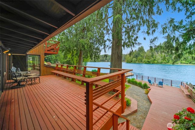 13251 Lake Shore Drive NW, Poulsbo, WA 98370