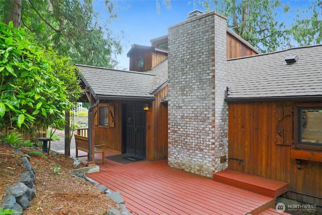 13251 Lake Shore Drive NW, Poulsbo, WA 98370
