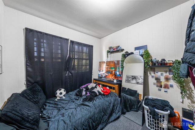 55 Frank Street, Franklin Twsp, NJ 08873