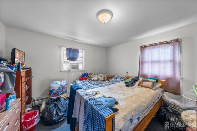 55 Frank Street, Franklin Twsp, NJ 08873