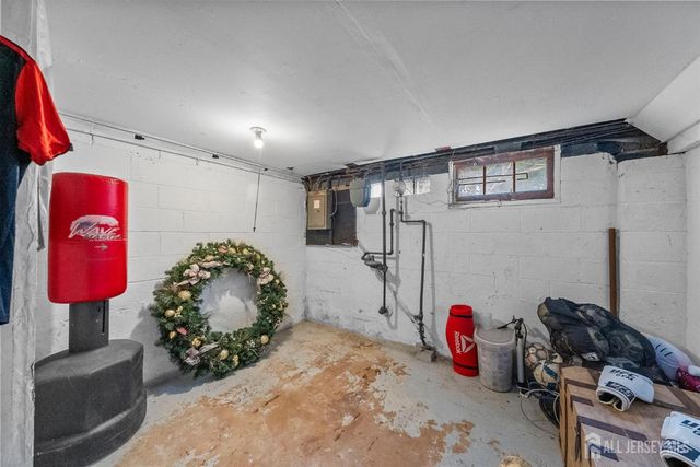 55 Frank Street, Franklin Twsp, NJ 08873