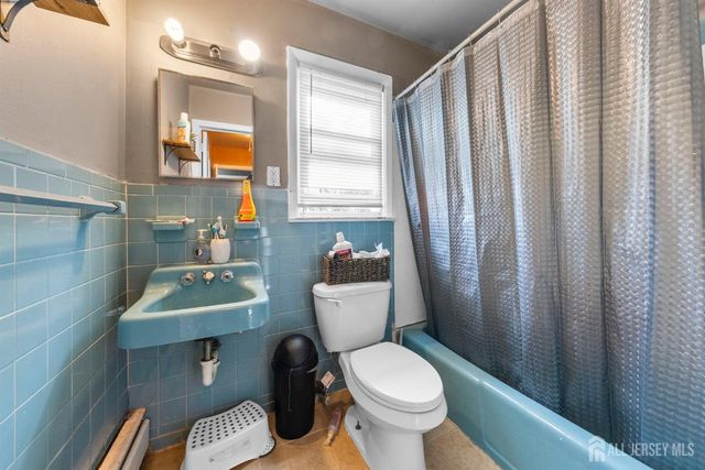 55 Frank Street, Franklin Twsp, NJ 08873