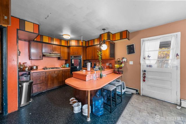 55 Frank Street, Franklin Twsp, NJ 08873