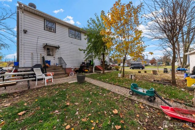 55 Frank Street, Franklin Twsp, NJ 08873