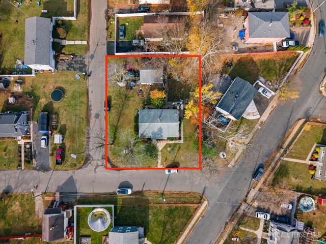 55 Frank Street, Franklin Twsp, NJ 08873