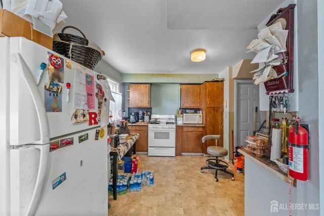 55 Frank Street, Franklin Twsp, NJ 08873