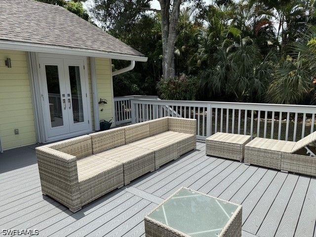 1280 Cypress Woods DR, Naples, FL 34103