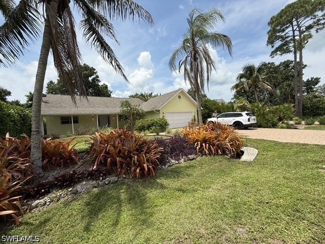 1280 Cypress Woods DR, Naples, FL 34103