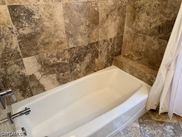 1280 Cypress Woods DR, Naples, FL 34103