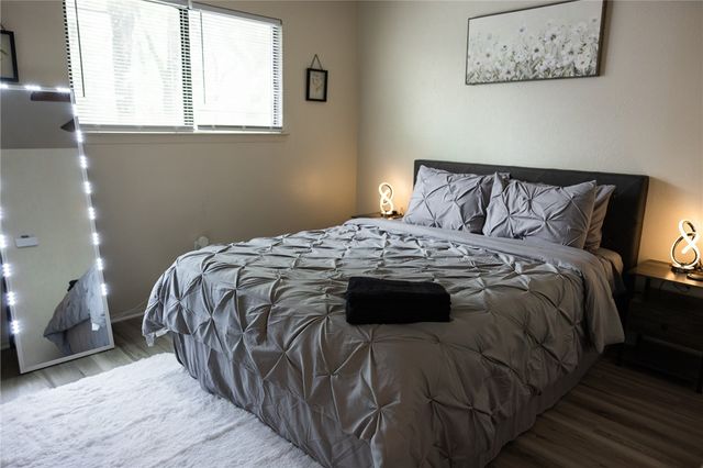 706 Navidad Street, Bryan, TX 77801