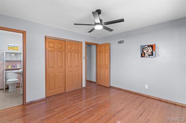 4132 Crestland Drive, St Louis, MO 63121