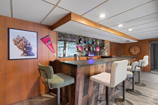 4132 Crestland Drive, St Louis, MO 63121