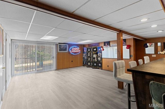 4132 Crestland Drive, St Louis, MO 63121