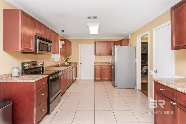 119 Kingswood Drive, Daphne, AL 36526