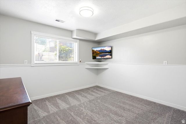 550 W 3950 S, Riverdale, UT 84405