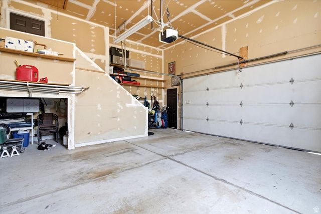 550 W 3950 S, Riverdale, UT 84405