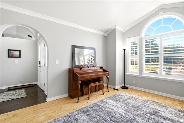 550 W 3950 S, Riverdale, UT 84405