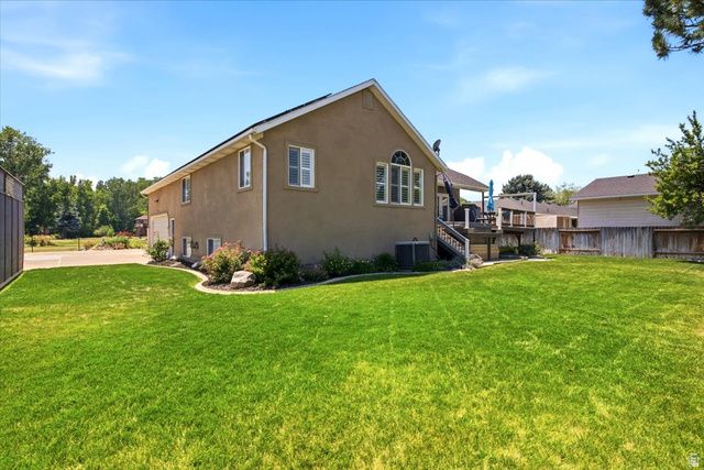 550 W 3950 S, Riverdale, UT 84405
