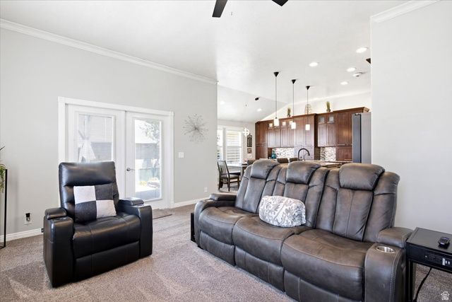 550 W 3950 S, Riverdale, UT 84405