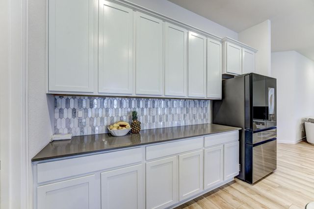 2510 Olivine Stone Drive, Richmond, TX 77469