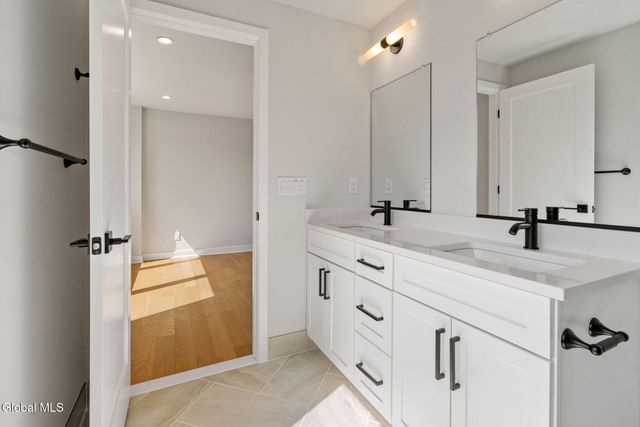 11 Footpath Way, Lake George, NY 12845