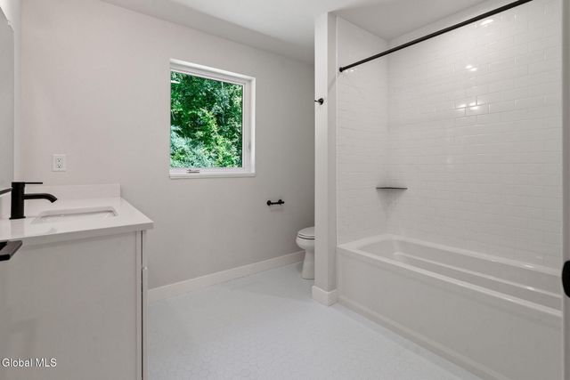 11 Footpath Way, Lake George, NY 12845