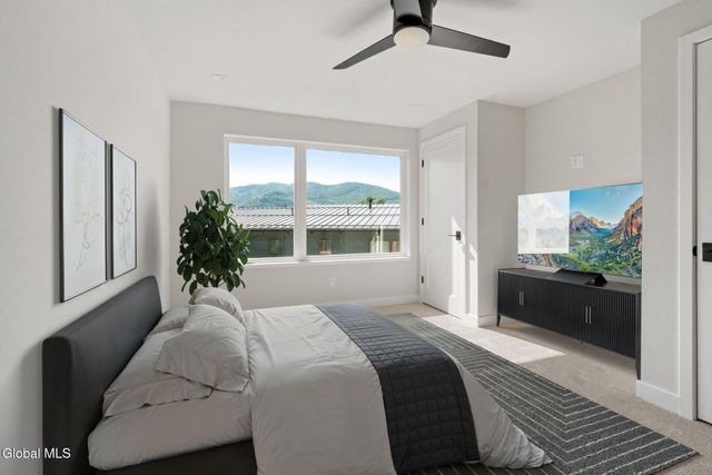 11 Footpath Way, Lake George, NY 12845