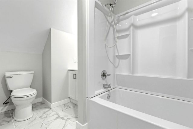 411 Market St, Rockland, MA 02370